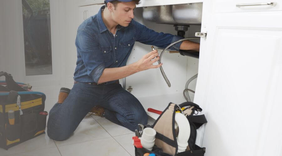 Local water heater installation in Lewisville, IN